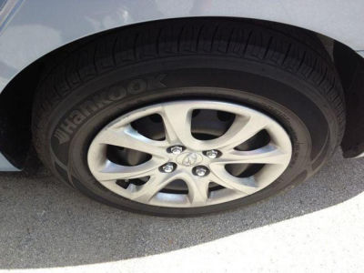 2012 Hyundai Accent  GLS