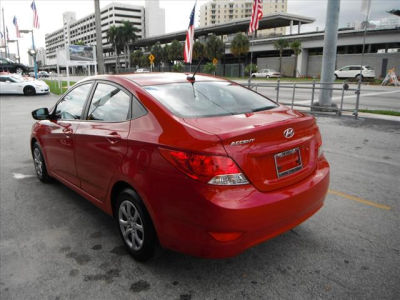 2012 Hyundai Accent  GLS