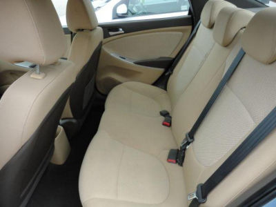 2012 Hyundai Accent  GLS