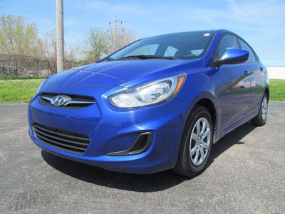 2012 Hyundai Accent  GLS