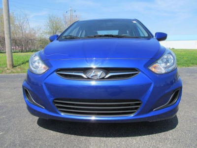 2012 Hyundai Accent  GLS
