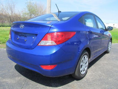 2012 Hyundai Accent  GLS