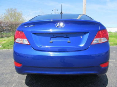 2012 Hyundai Accent  GLS