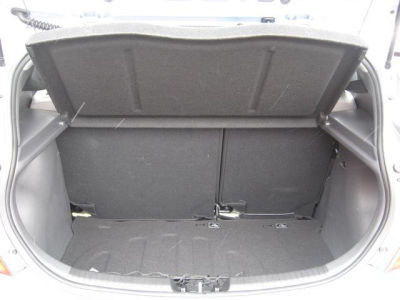 2012 Hyundai Accent  SE
