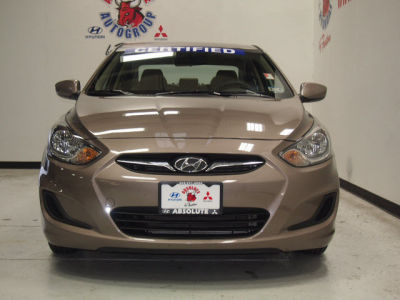 2012 Hyundai Accent  GLS