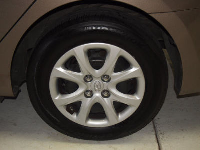 2012 Hyundai Accent  GLS