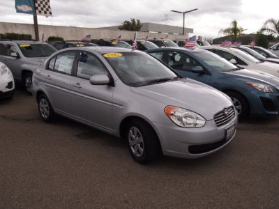 2011 Hyundai Accent  GLS