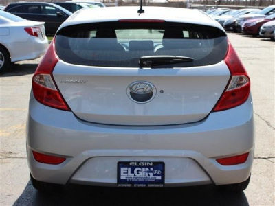 2012 Hyundai Accent  SE