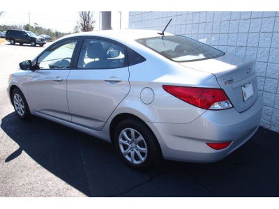 2012 Hyundai Accent  GLS