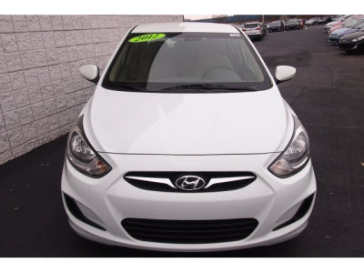 2012 Hyundai Accent  GLS