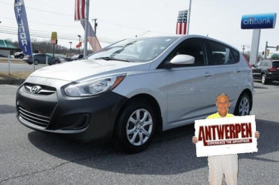 2012 Hyundai Accent GS