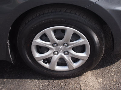 2012 Hyundai Accent  GLS