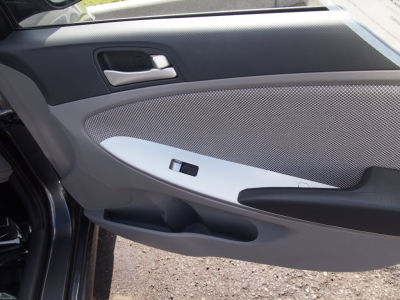 2012 Hyundai Accent  GLS