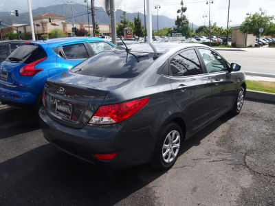 2012 Hyundai Accent  GLS