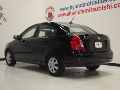 2010 Hyundai Accent  GLS