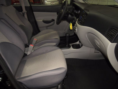 2010 Hyundai Accent  GLS
