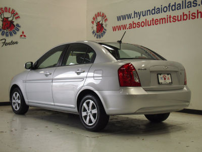 2011 Hyundai Accent GLS