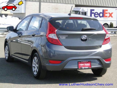 2012 Hyundai Accent  GS