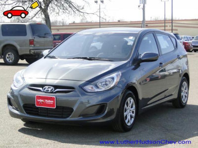 2012 Hyundai Accent  GS