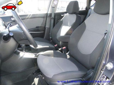 2012 Hyundai Accent  GS