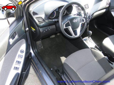 2012 Hyundai Accent  GS