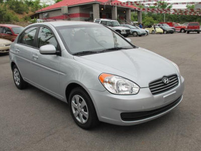 2010 Hyundai Accent GLS
