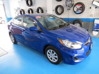 2012 Hyundai Accent GLS