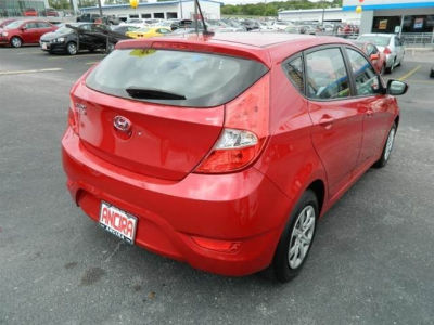 2012 Hyundai Accent  GS
