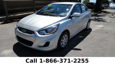 2013 Hyundai Accent  GLS