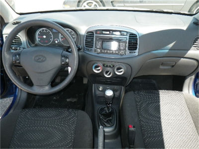2011 Hyundai Accent  SE