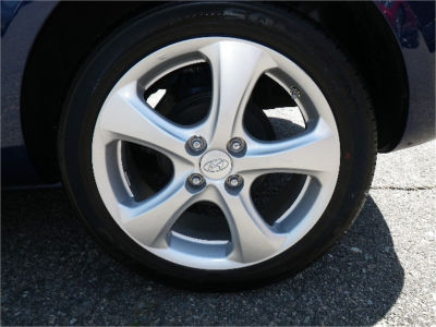 2011 Hyundai Accent  SE