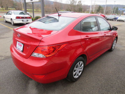 2012 Hyundai Accent  GLS