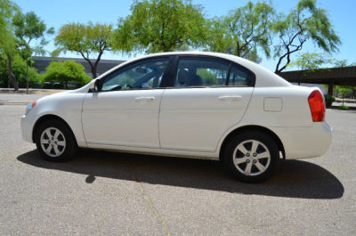 2011 Hyundai Accent  GLS