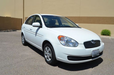 2011 Hyundai Accent  GLS