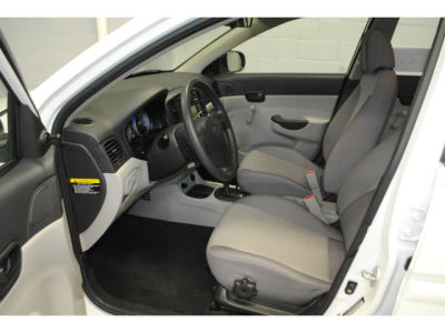 2011 Hyundai Accent  GLS