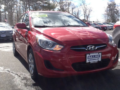 2012 Hyundai Accent GS