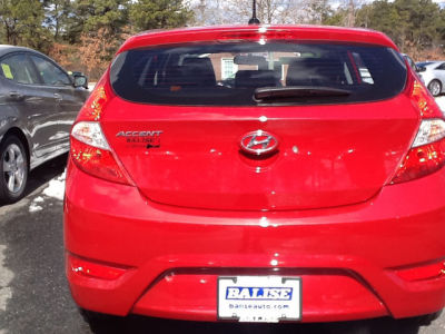 2012 Hyundai Accent GS