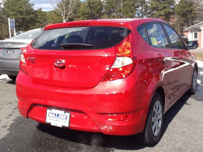 2012 Hyundai Accent GS