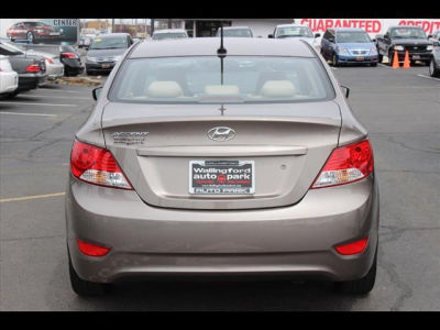 2012 Hyundai Accent  GLS