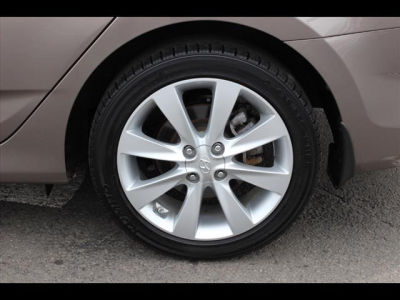 2012 Hyundai Accent  GLS