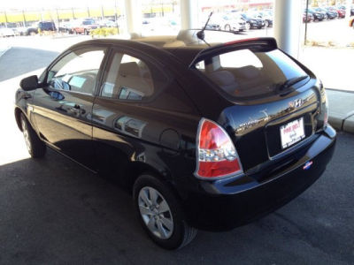2010 Hyundai Accent  GLS
