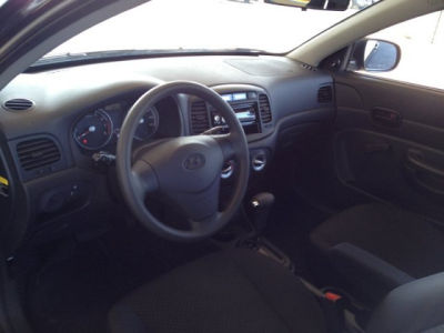 2010 Hyundai Accent  GLS