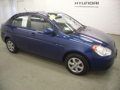 2011 Hyundai Accent  GLS