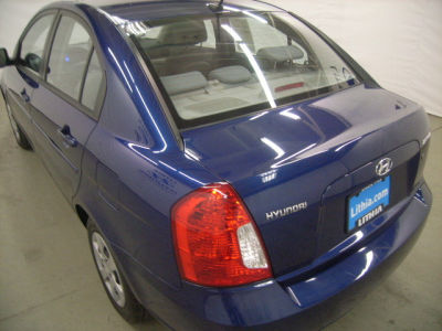 2011 Hyundai Accent  GLS