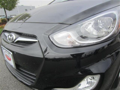 2012 Hyundai Accent  SE