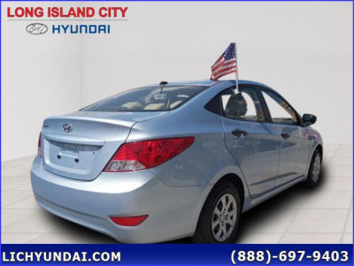 2012 Hyundai Accent  GLS