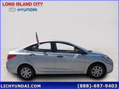 2012 Hyundai Accent  GLS