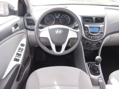 2012 Hyundai Accent  GS