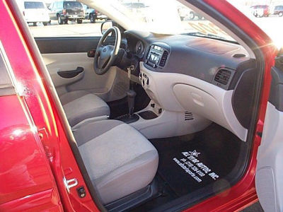 2011 Hyundai Accent  GLS