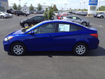 2012 Hyundai Accent GLS